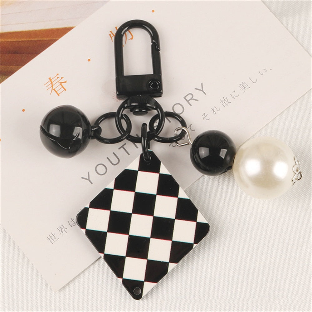 Checker Pattern Creative Acrylic Keychain Black White Plaid Keyring With Pearl
