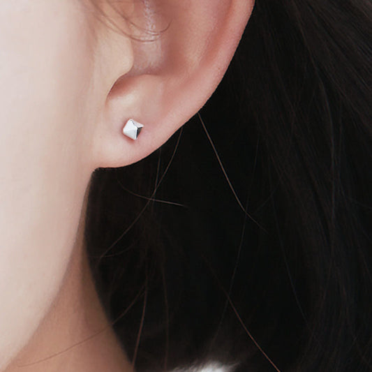 Mini Pyramid Stud Earrings for Women Girls Fashion Earrings Piercing Jewelry