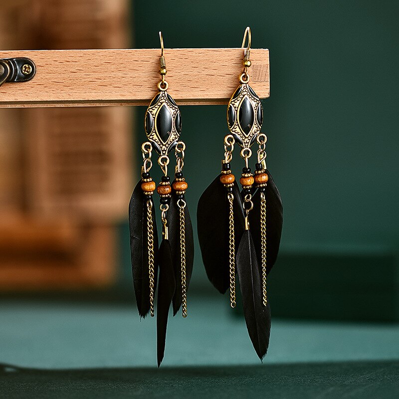 Black Feathers Chain Design Dangle Earrings for Fashion Stylish Jewelry Drop