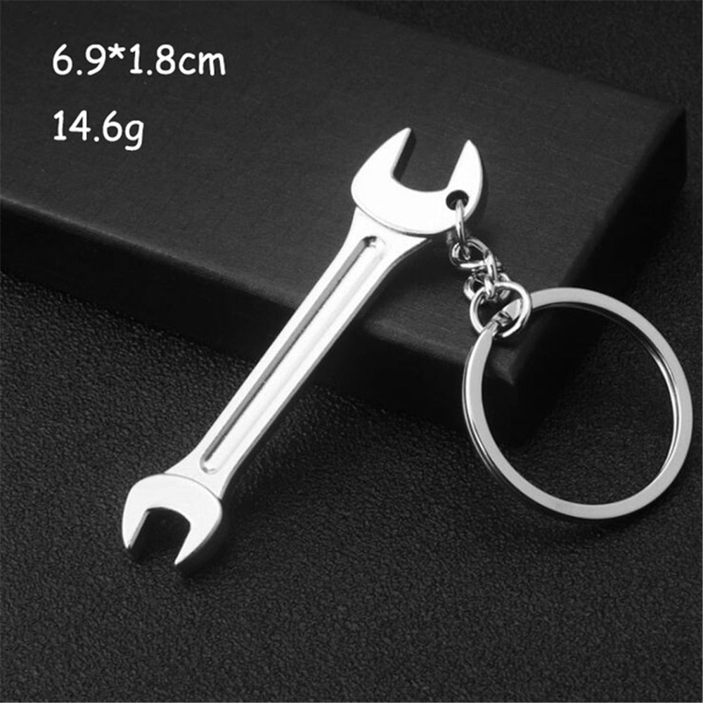 20 Styles Keychains For Men Outdoor Combination Tool Key Ring Portable Mini