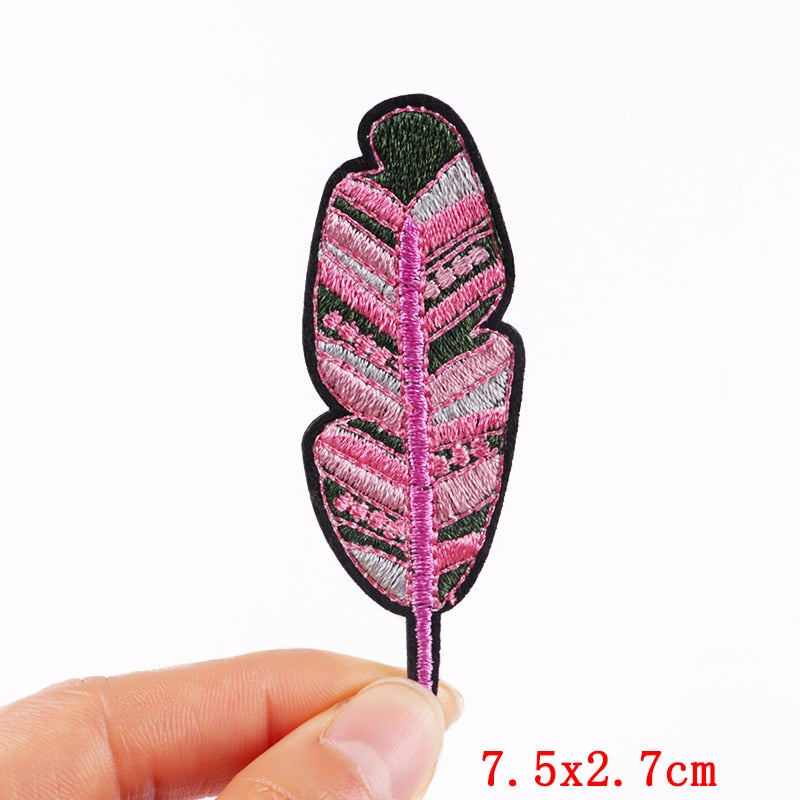 Pink Pattern Feather Cartoon Patches Clothing Sticker Patch Decal Embroidery