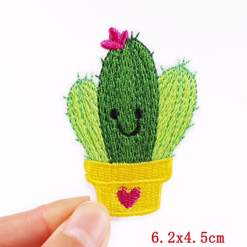 Smily Cactus In Heart Pattern Pot Cartoon Patches Clothing Sticker Patch Decal