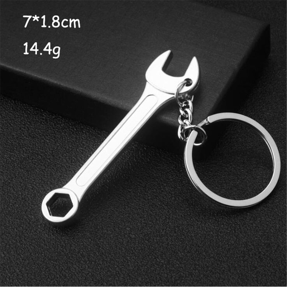 20 Styles Keychains For Men Outdoor Combination Tool Key Ring Portable Mini