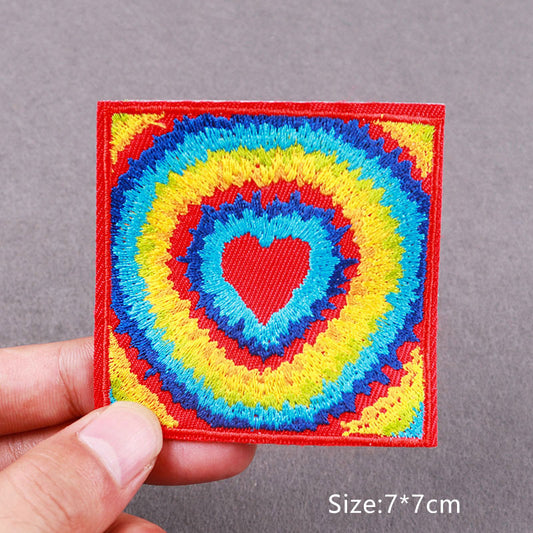 Colorful Heart Design Embroidery Patches Clothing Thermo-Adhesive Badges