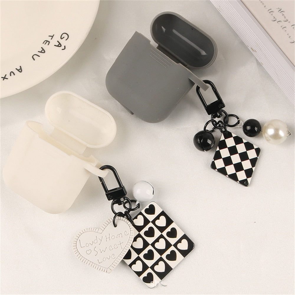6 Styles Creative Acrylic Keychain Black White Plaid Keyring With Pearl Small