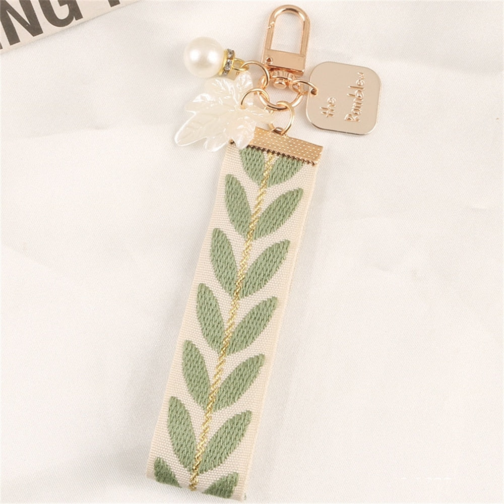 Pearl Leaf Fresh Leaf Stripe Key Ring  Embroidery Alloy Pearl Pendant Heart