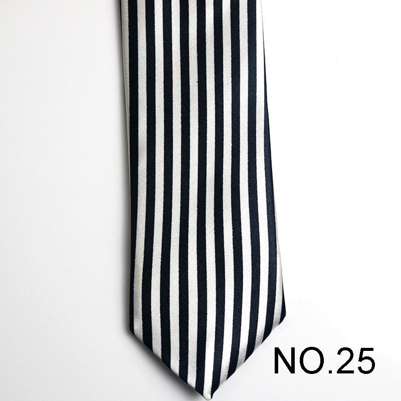 Stylish Small Black and White Stripe Men's Tie Male Neckties Suit Party Ties