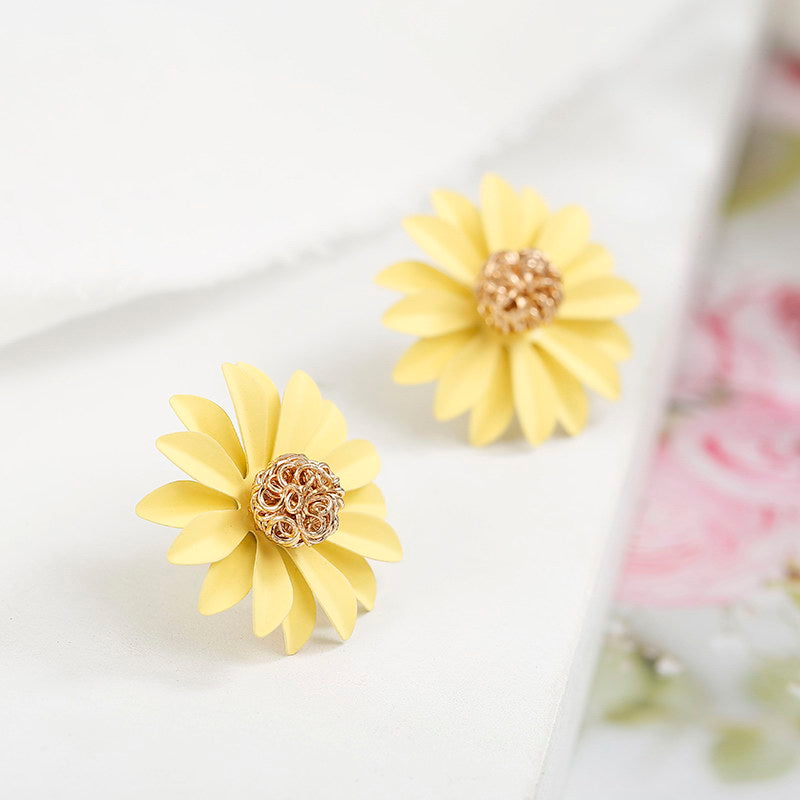 European And American Small Daisy Flower Colorful Earrings