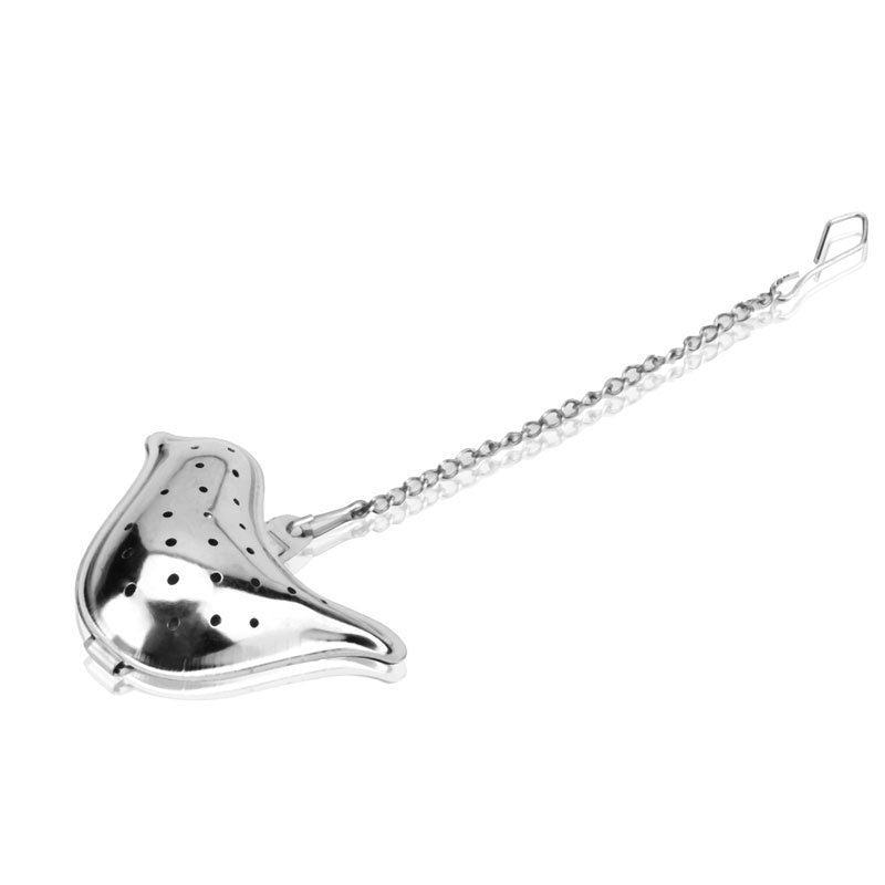 Tea strainer with handle