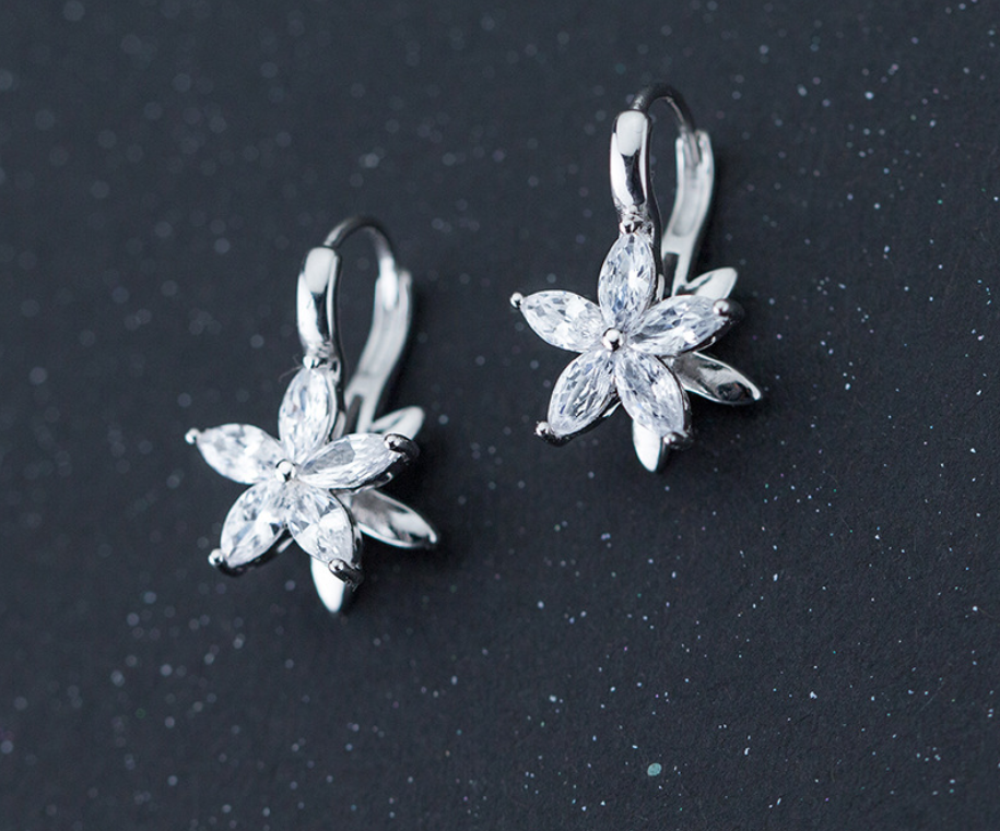 Diamond flower earrings