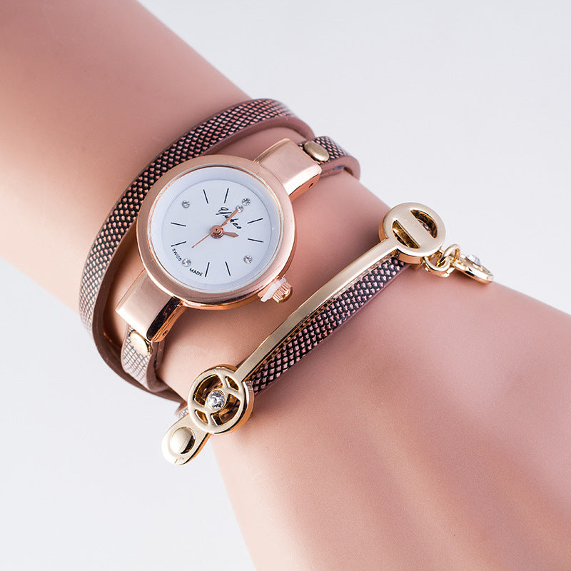 Casual three-winding bracelet watch