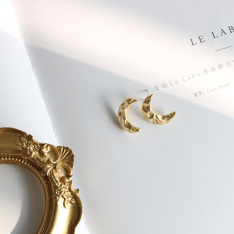 Hole Pattern Moon Stud Earrings for Girls Women Stud Jewelry Gift Accessories