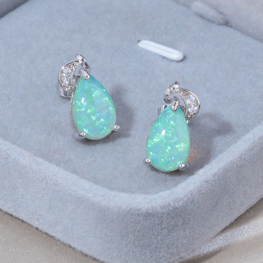 Green Holographic Stud Earrings for Women Girls Fashion Earrings Piercing