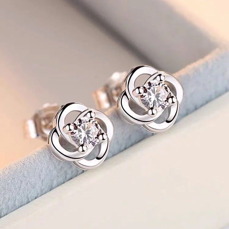 Silver Earrings Four-leaf Clover Earrings Female Personality Temperament Korean Simple Wild Earrings