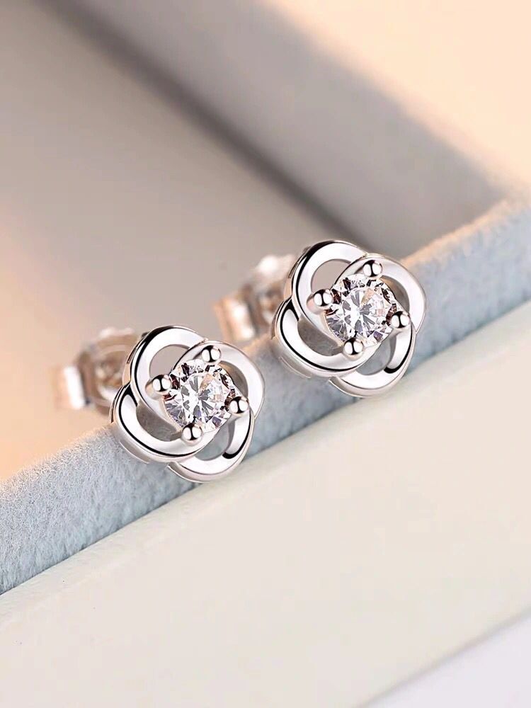 Silver Earrings Four-leaf Clover Earrings Female Personality Temperament Korean Simple Wild Earrings