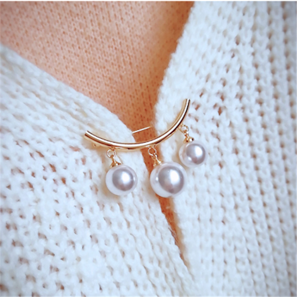 Fashion Pearl Fixed Strap Charm Safety Pin Brooch Sweater Cardigan Clip Chain Brooches Jewelry Wholesale