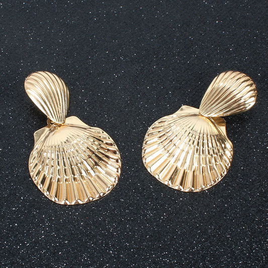 Gold-colored Shell Drop Earrings Cute Dangle Earrings Women Jewelry Gift for Her