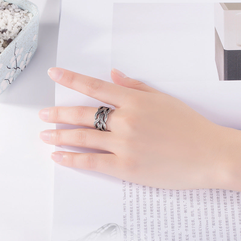 Curved Punk Personality Men's And Women's Rings