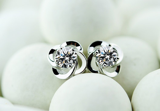 Petal Flower Stud Earrings Female Girl Fashion Earrings Birthday Holiday Gifts