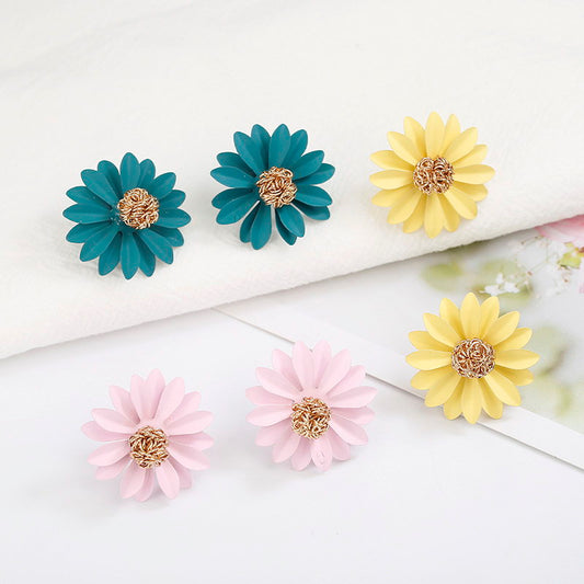 European And American Small Daisy Flower Colorful Earrings