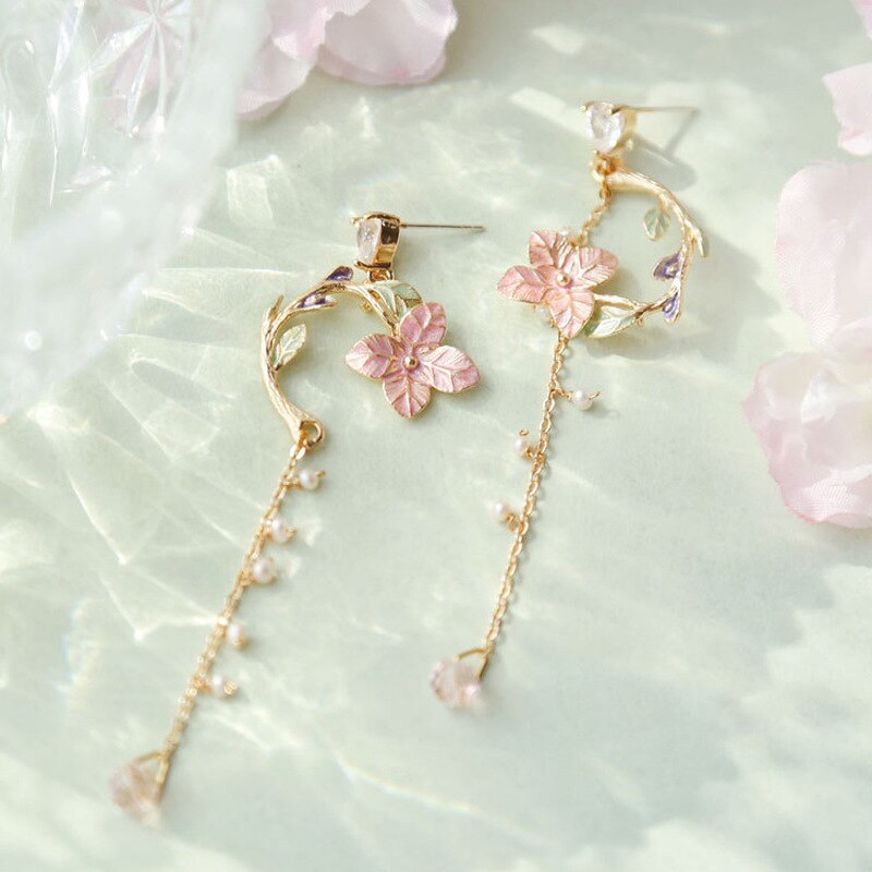 Korean Vintage Metal Flower Long Dangle Earrings For Women Girls Brincos Temperament Pendientes Mujer Jewelry