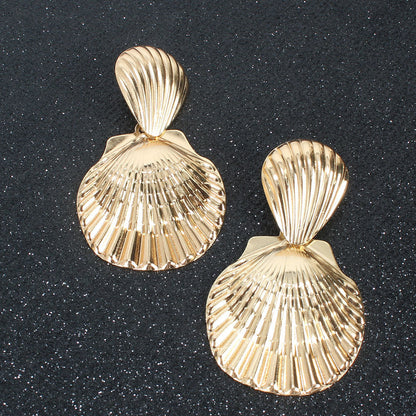 Gold-colored Shell Drop Earrings Cute Dangle Earrings Women Jewelry Gift for Her