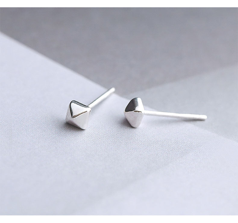 Mini Pyramid Stud Earrings for Women Girls Fashion Earrings Piercing Jewelry