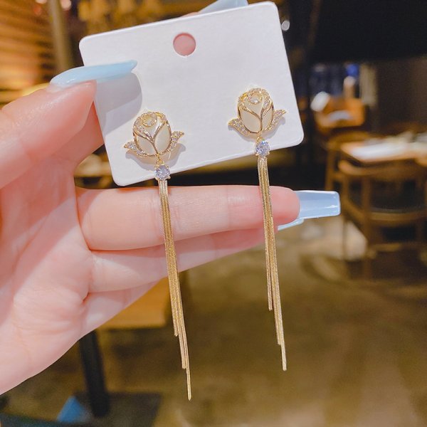 Ivory Rose Tassel Drop Earrings Women Modern Wedding Jewelry Dangle Gifts