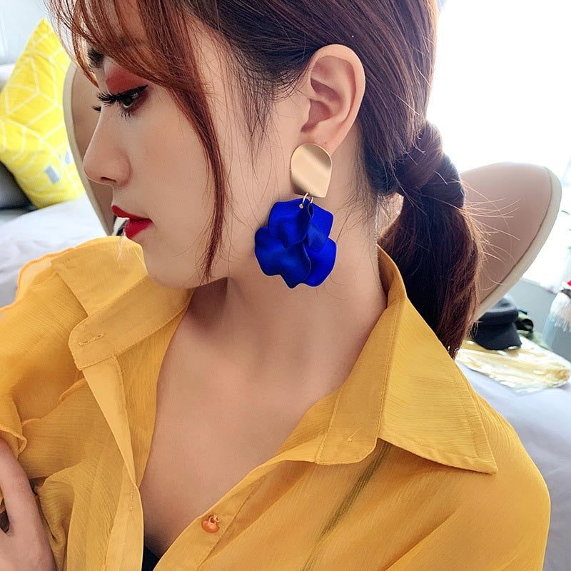 Royal Blue Pendant Beautiful Drop Earrings Modern Women Stylish Gift Jewelry Ear