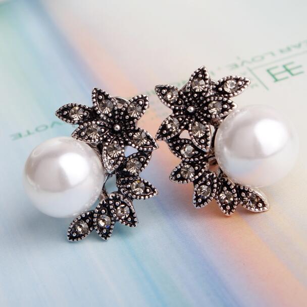 White Pearl Flower Drop Earrings Modern Women Stylish Gift Jewelry Ear Fashion