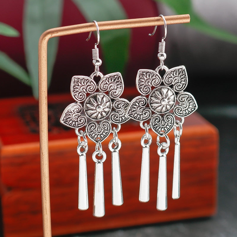 Boho Flower Metal Pendant Dangle Earrings Women Gifts Earring Cute Girls Eardrop