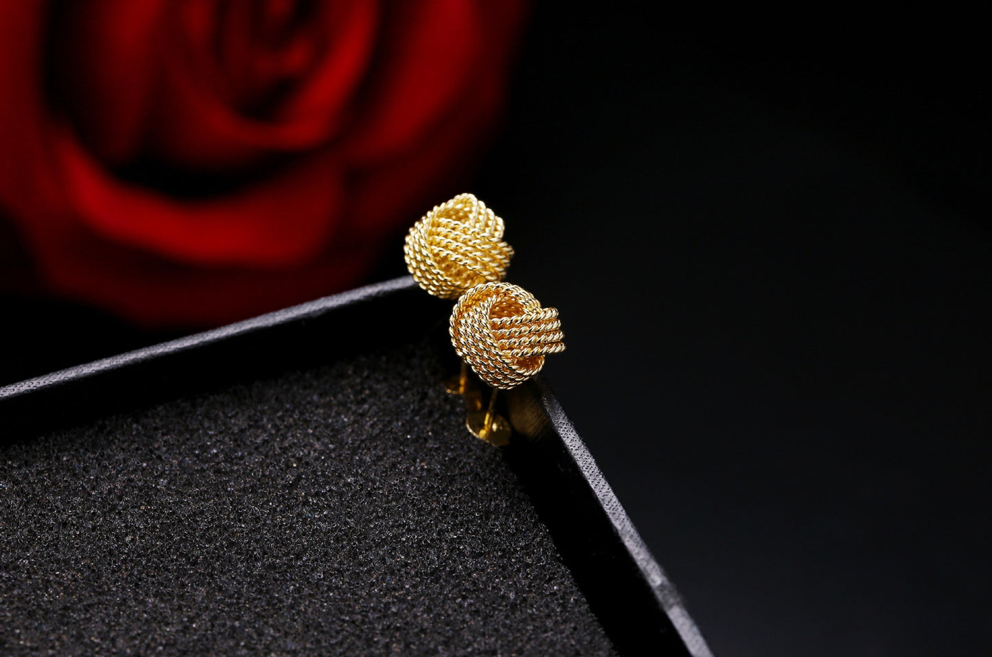 Knot Woman Girl Party Gift Twisted Stud Earrings Female Fashion Jewelry Gift for