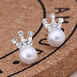 Crown Pearl Stud Earrings Women Art Fashion Cartoon Earrings Creative Jewelry