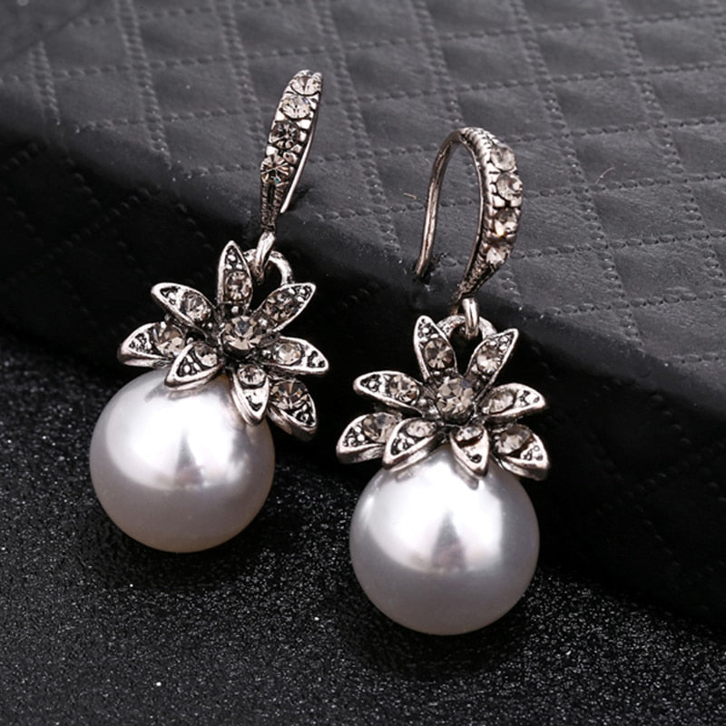 Grey Pearl Drop Earrings Modern Women Stylish Gift Jewelry Ear Fashion Pendant