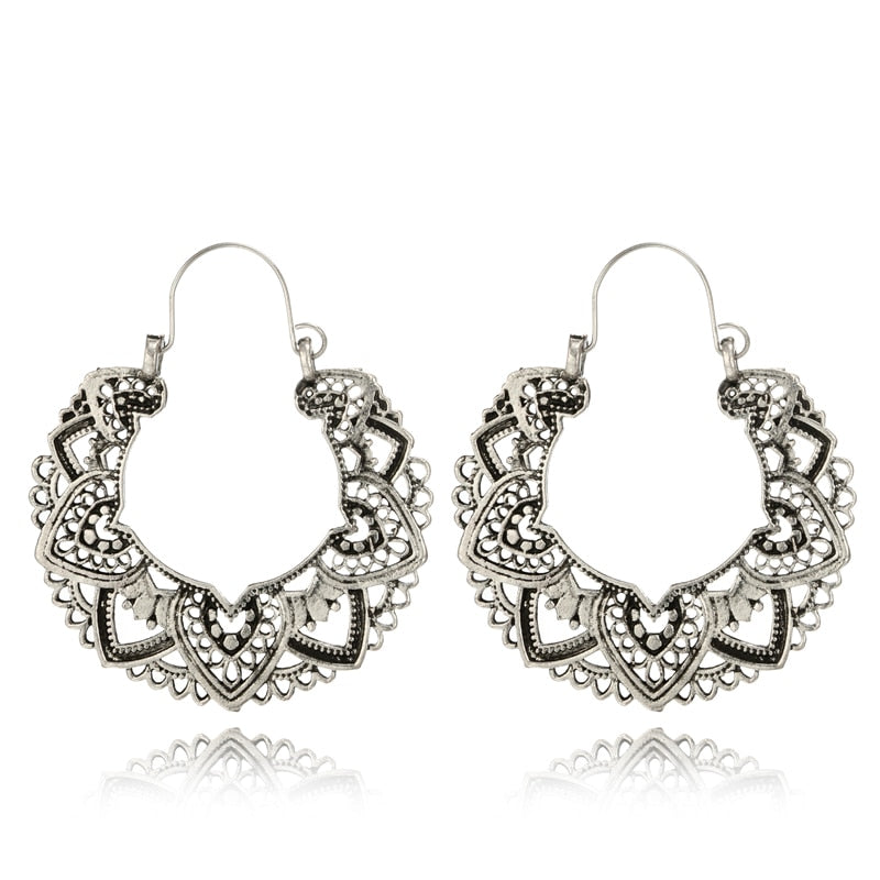 Flower-shaped Design Hoop Earrings Trendy Women Fashion Earrings Jewelry Gift