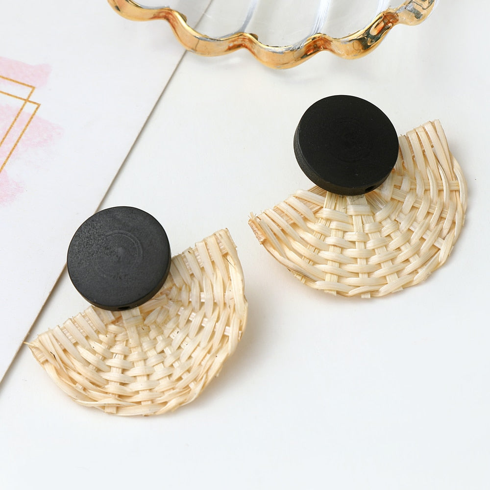 Black Detail Fan Shaped Geometric Drop Earrings Modern Women Stylish Gift