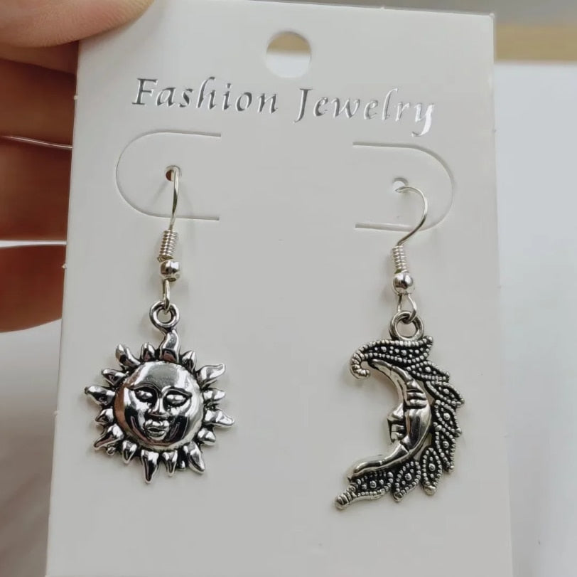 Bohemian Vintage Sun Moon Dangle Earrings Fashion Party Girls Pendant Earrings