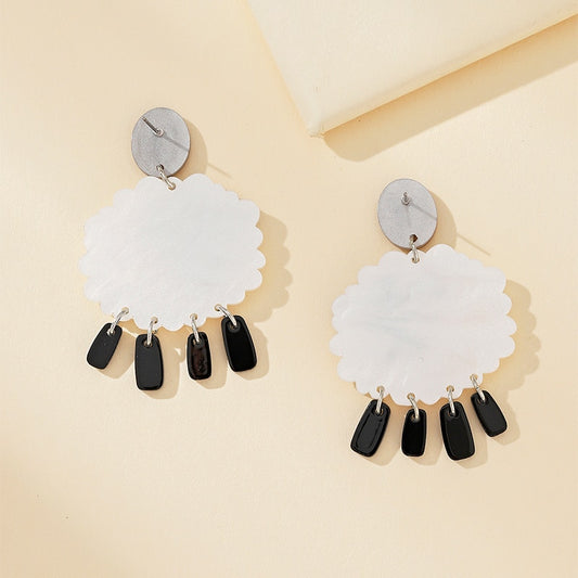 Cute Sheep Drop Earrings Women Travel Fashion Cartoon Earrings Creative Jewelry