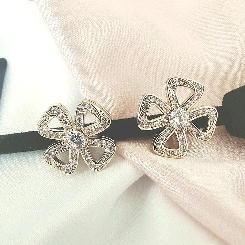 Four-Leaf Clover Earring Flower Earrings for Girl Metal Inlaid Zircon