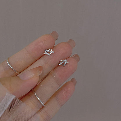 Silver-colored Heart Ribbon Stud Earrings Woman Elegant Earring Fashion Modern