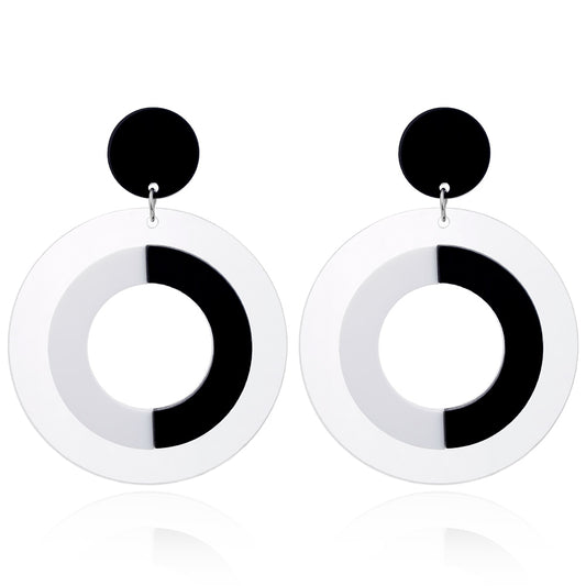 Black and White Round Acrylic Drop Earrings Women Travel Fashion Cartoon