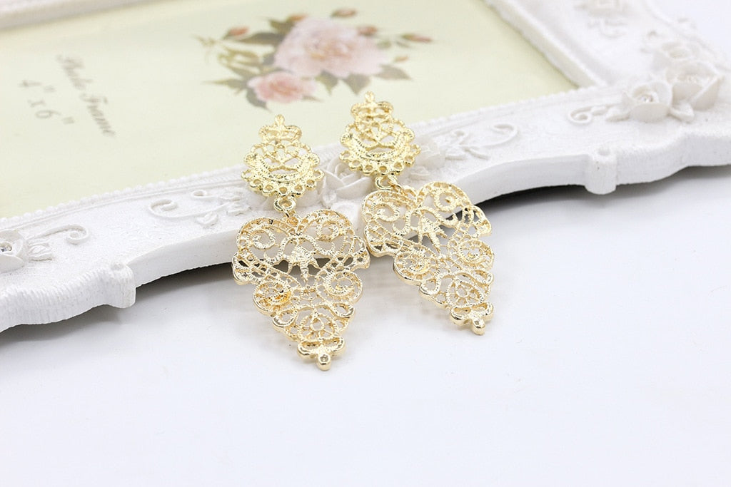 Hollow Out Geometric Pattern Lady Cute Dangle Earrings for Women Jewelry Girls