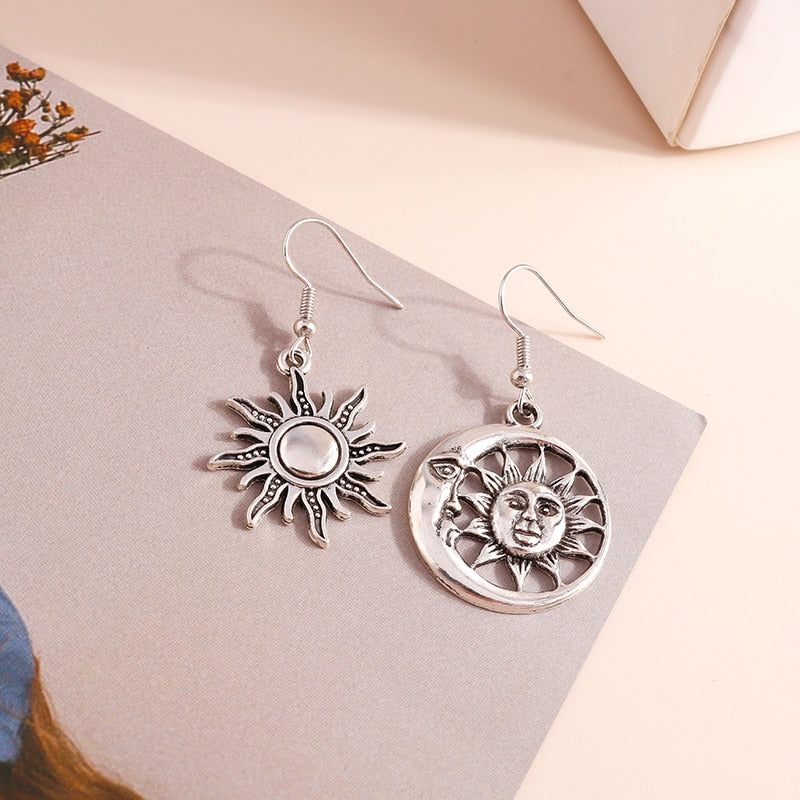 Antique Sun Moon Dangle Earrings Women Gifts Earring Cute Girls Eardrop Jewelry
