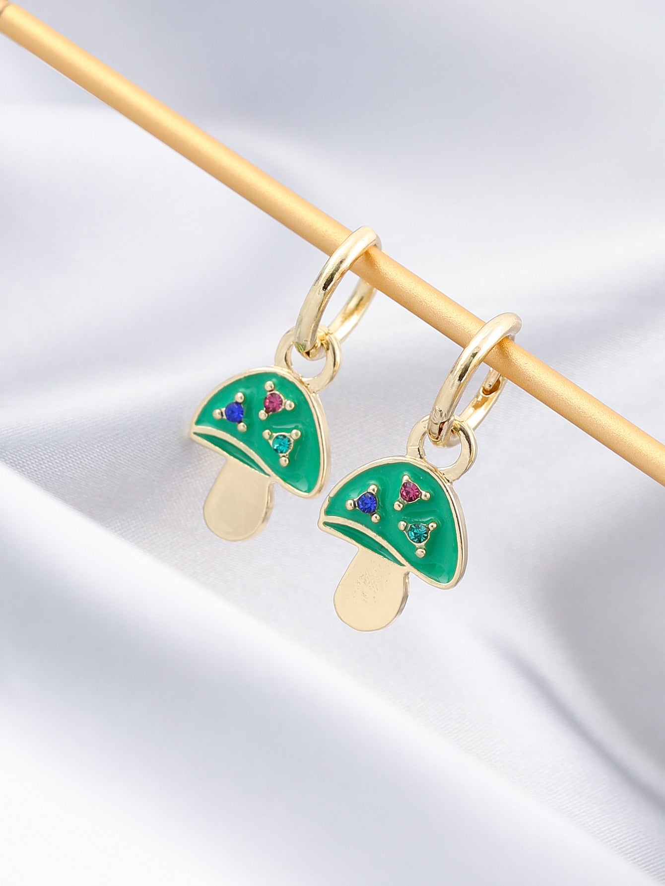 Green Mushroom Drop Earrings Cartoon Art Women Party Jewelry Ear Fashion Pendant