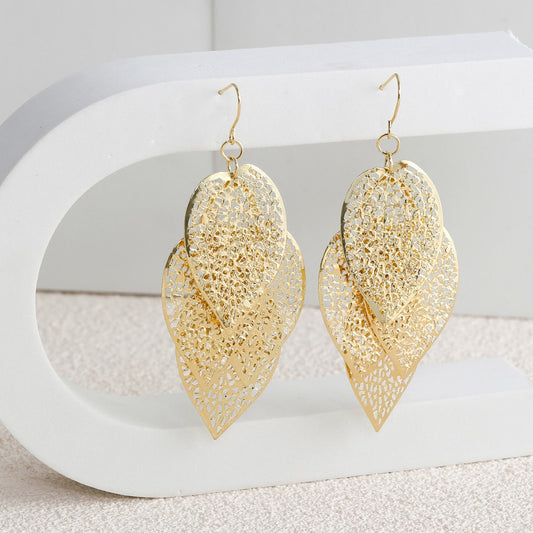 Hollow Pattern Leaves Dangle Earrings for Fashion Stylish Jewelry Drop Earrings