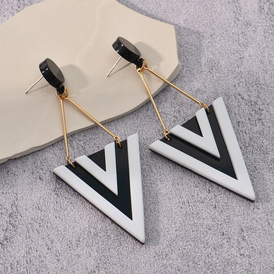 Black and White Exaggerated Triangle Drop Earrings Women Girl Party Gift Fashion