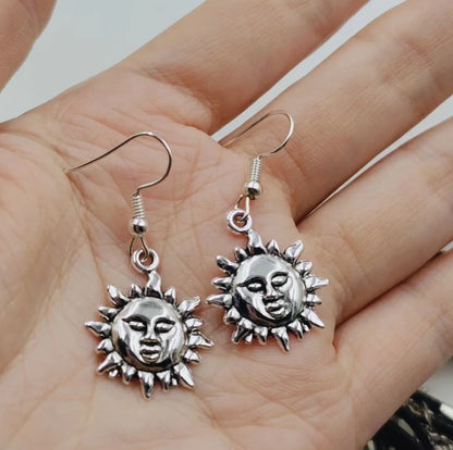 Bohemian Vintage Sun Face Dangle Earrings Fashion Party Girls Pendant Earrings