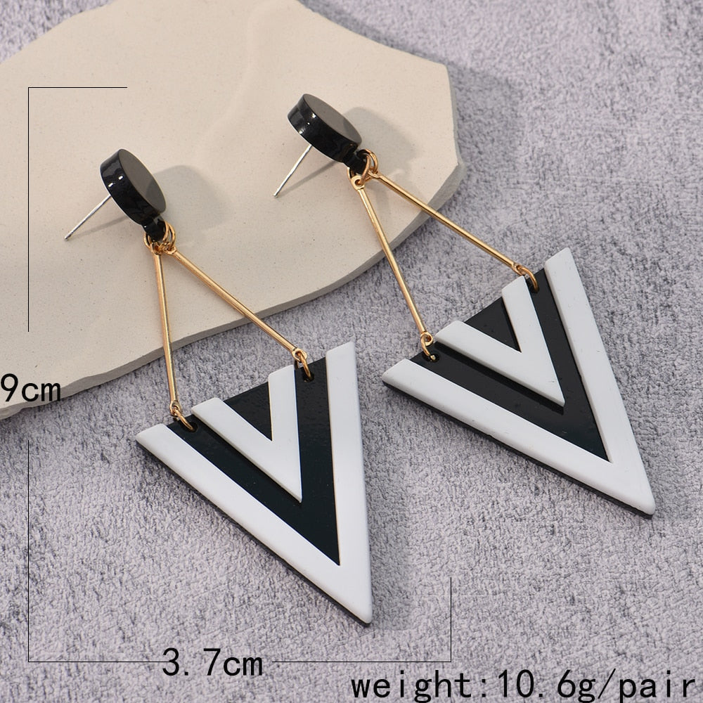 Black and White Exaggerated Triangle Drop Earrings Women Girl Party Gift Fashion