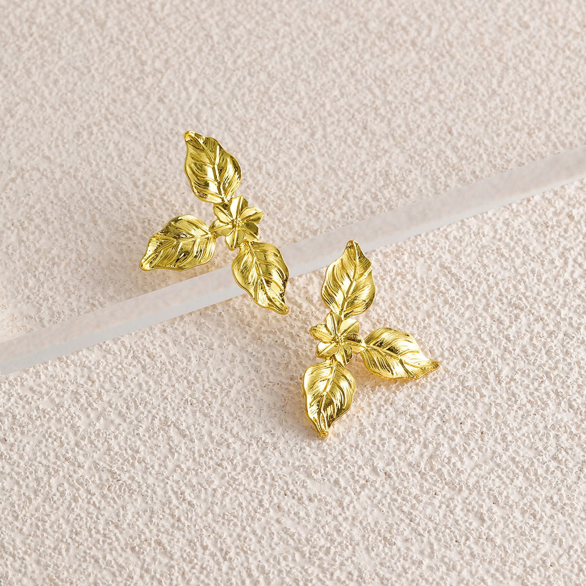 Textured Leaves Stud Earrings Women Gifts Earring Cute Girls Eardrop Jewelry