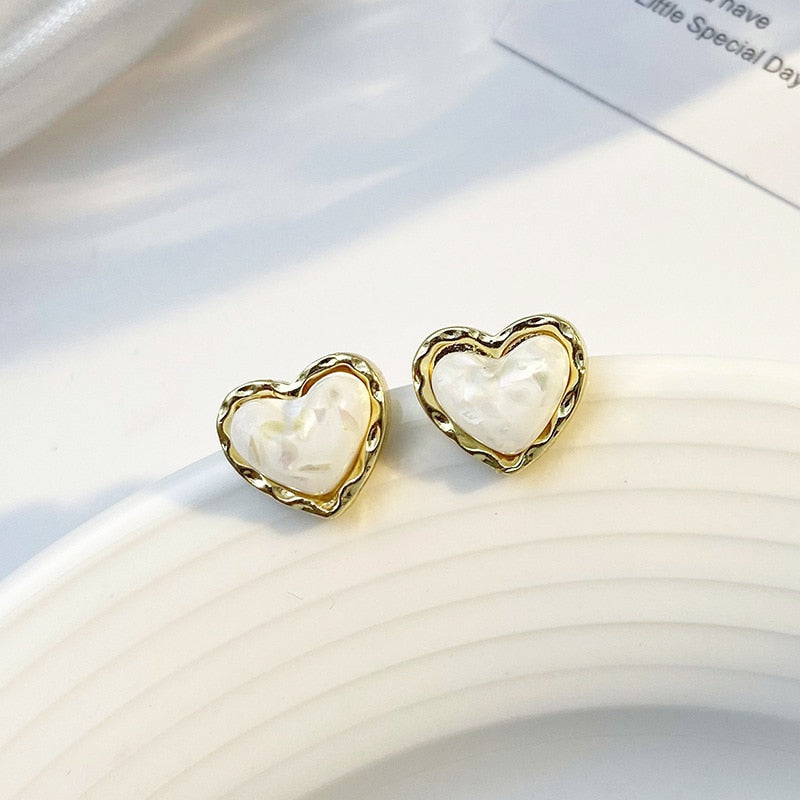 White Black Heart Fashion Earrings Minimalist Creative Style Ear Studs Earrings